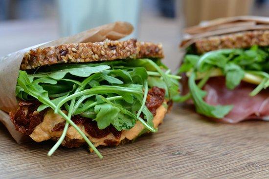 DenLILLEgule Kaffebar